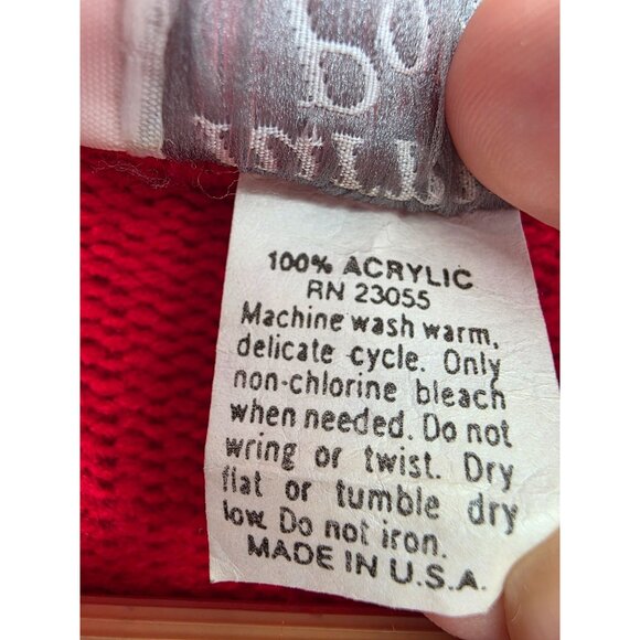 Vintage Red V-Neck Cardigan Sweater Ribbed Acrylic Knit USA Large Like New - Picture 2 of 5